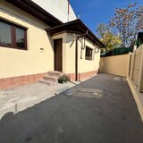 Vatra Luminoasa, casa singur curte